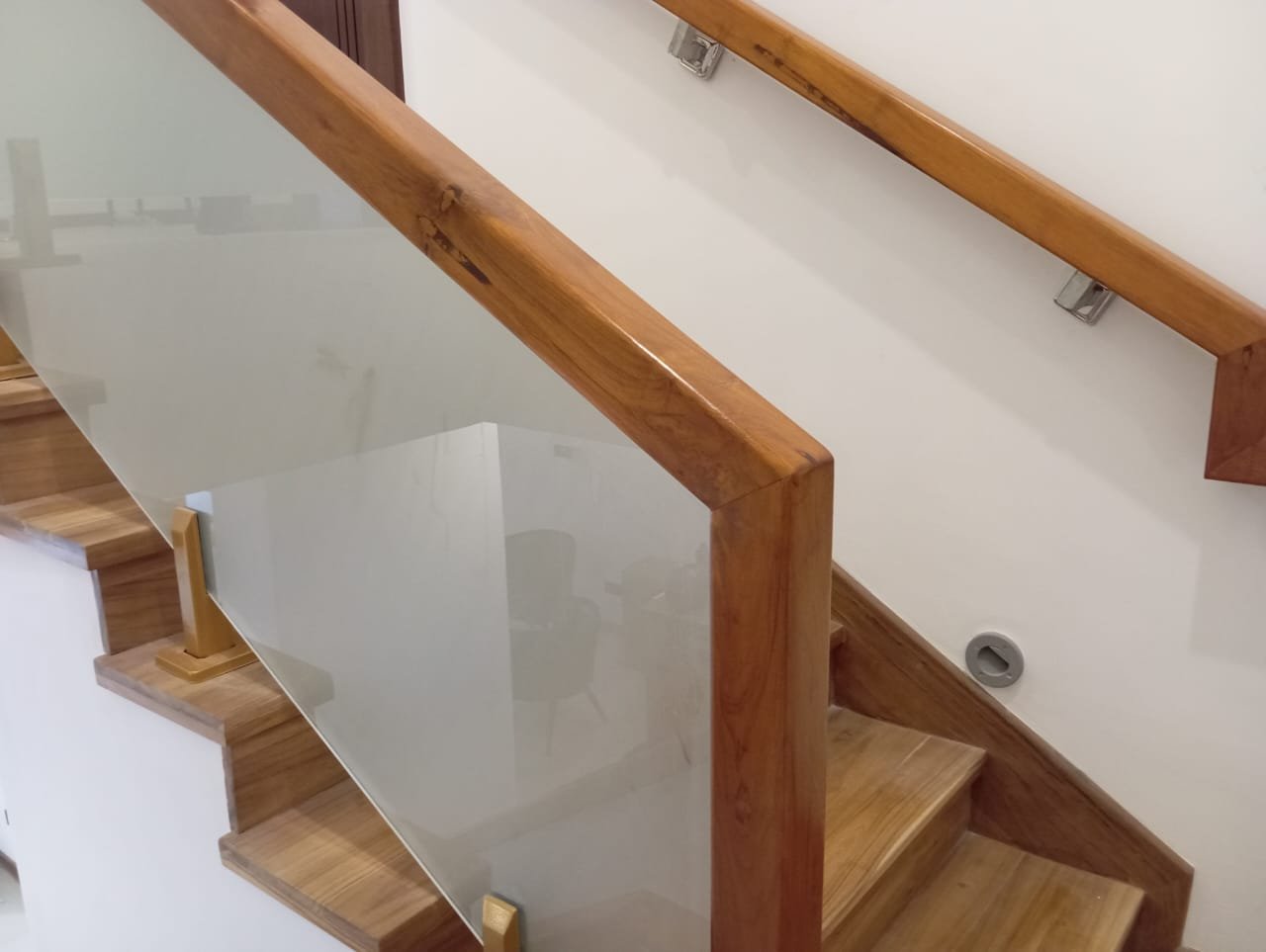 Tempered Glass Handrailing Colombo