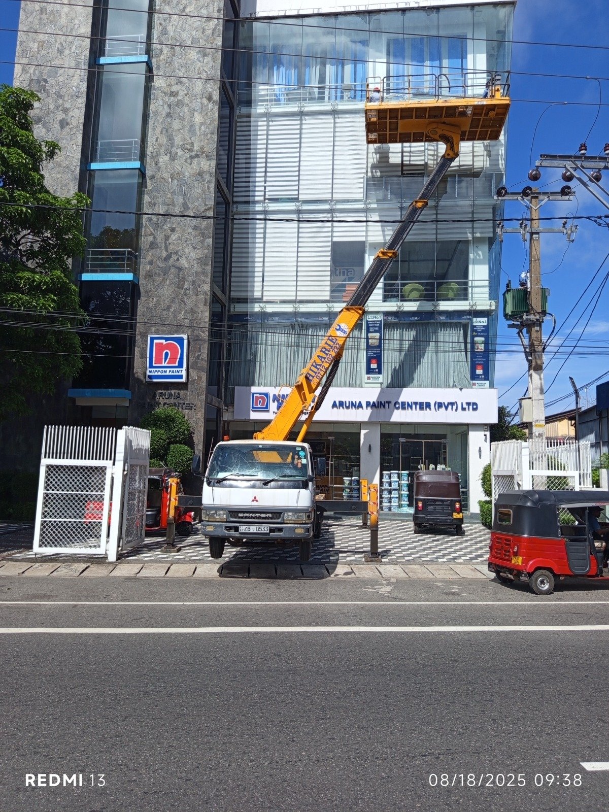 sky lift forklift rental in colombo