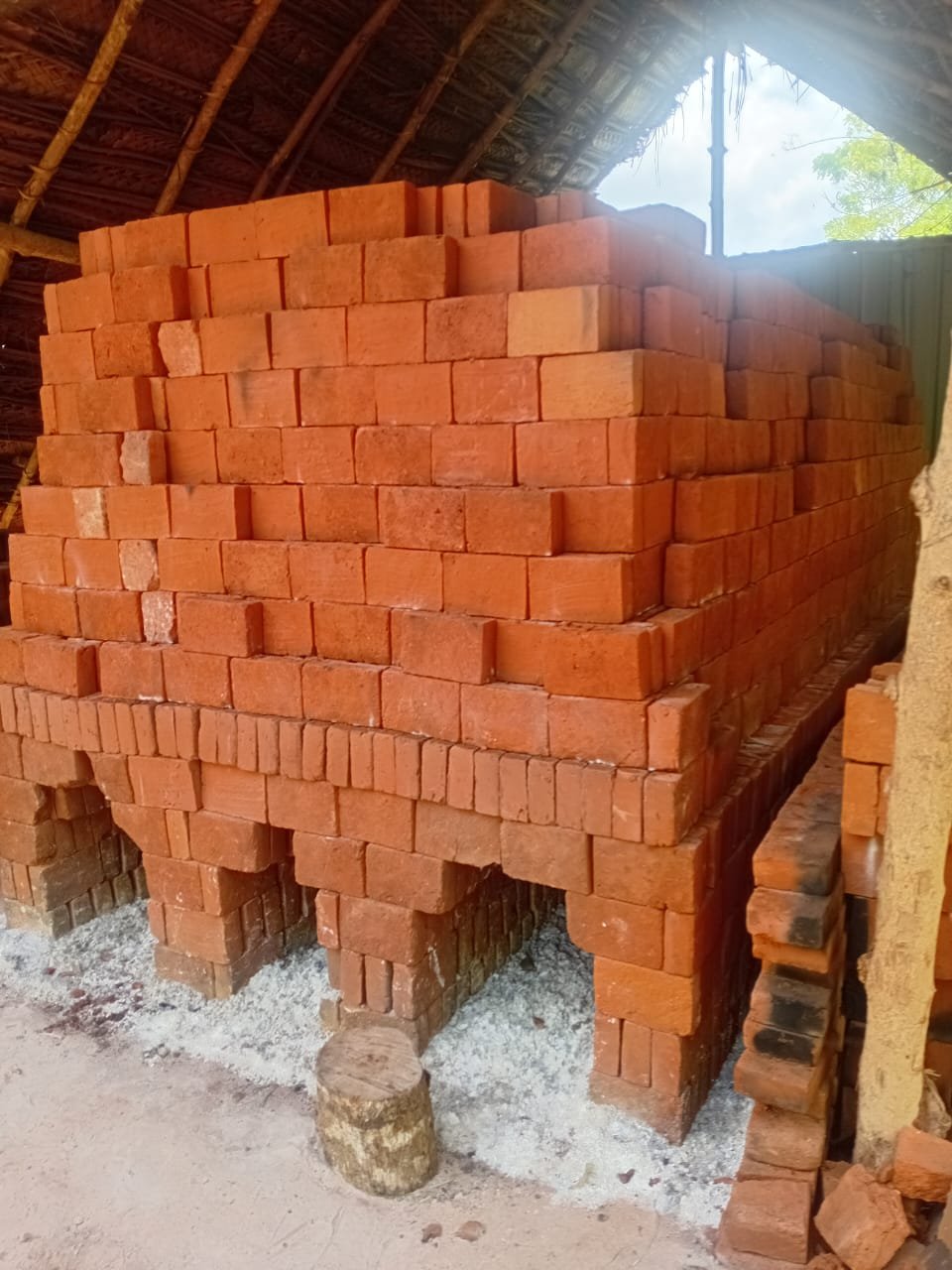 Other image 202508/bricks-suppliers-and-manufactures-in-chilaw-wedabima-edcaeb084e.jpeg