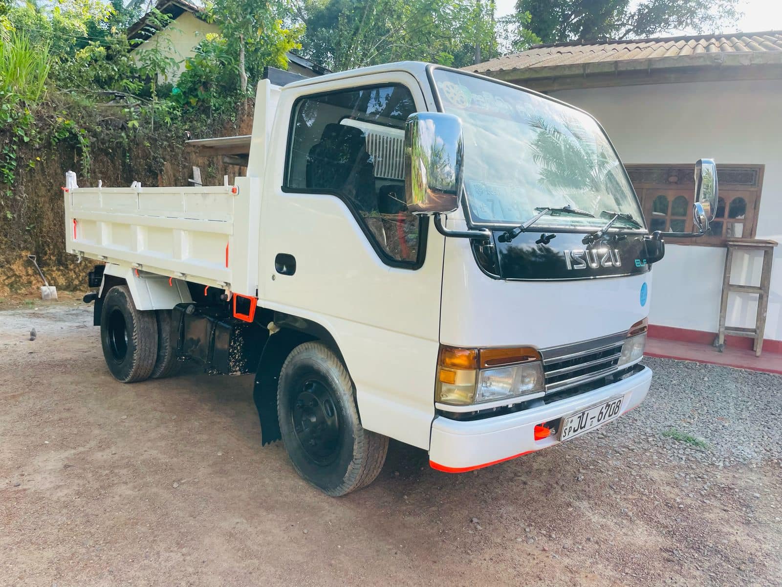 Other image 202508/tippers-for-hire-nugegoda-wedabima-efda650da4.jpg