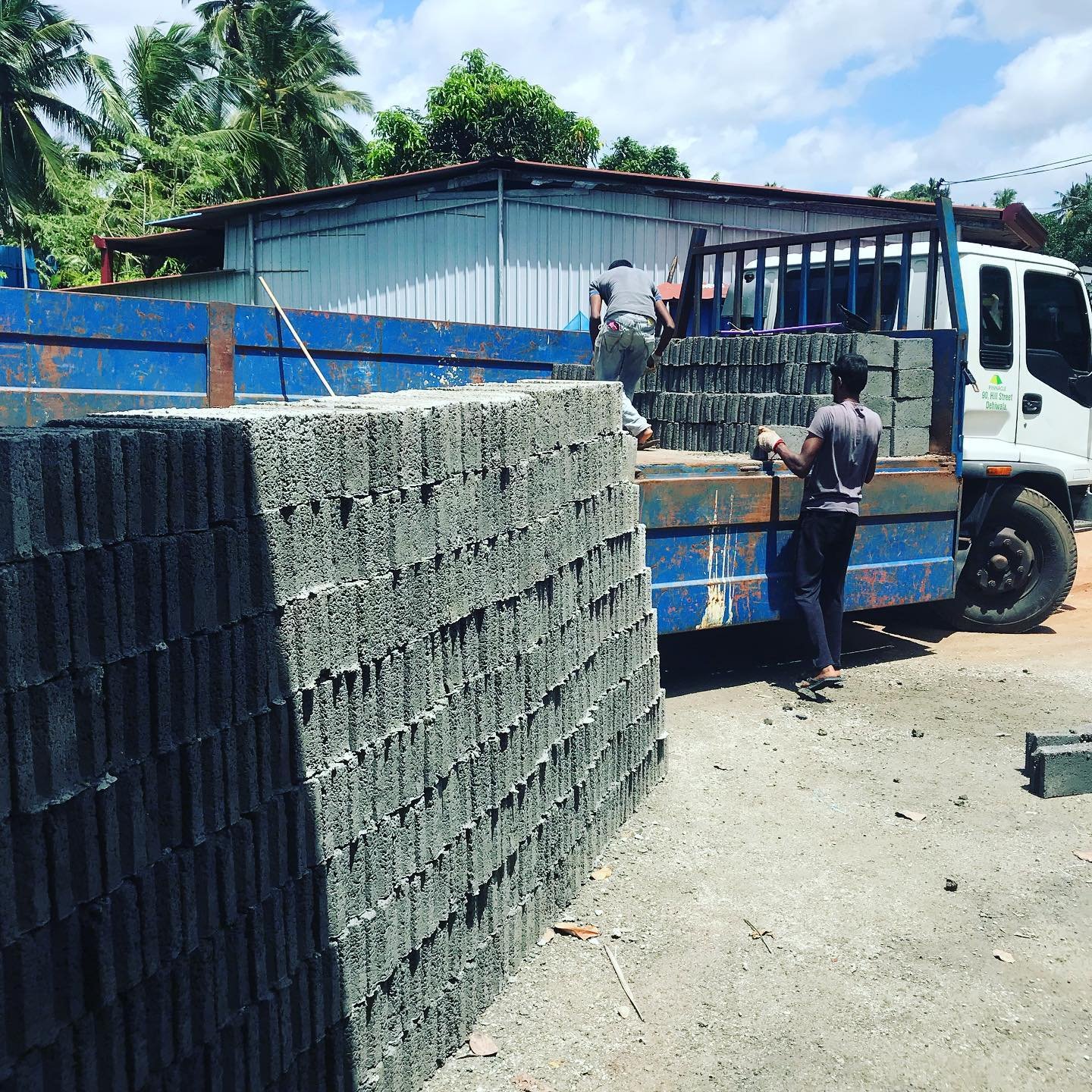 Other image 202509/cement-blocks-price-in-matale-dambulla-wedabima-26c77ae289.jpg