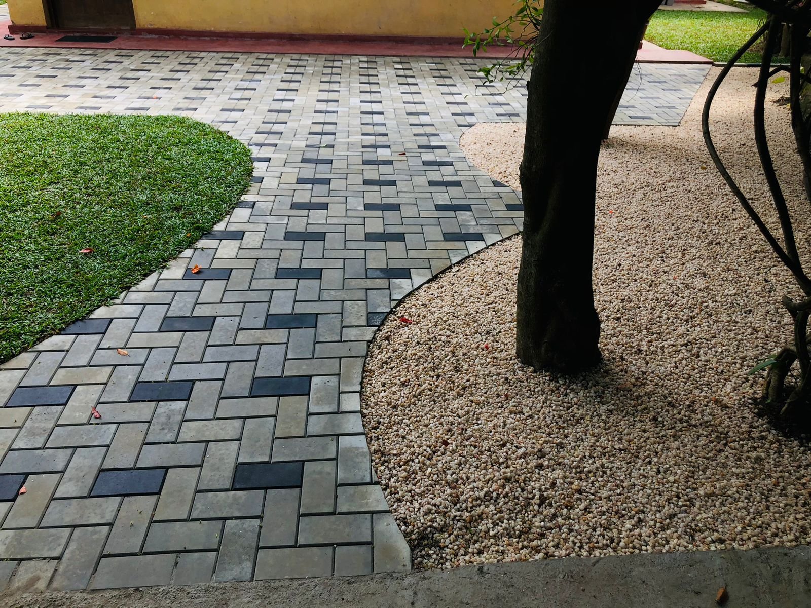 Other image 202509/interlock-paving-pannipitiya-colombo-wedabima-49036fd9d6.jpeg