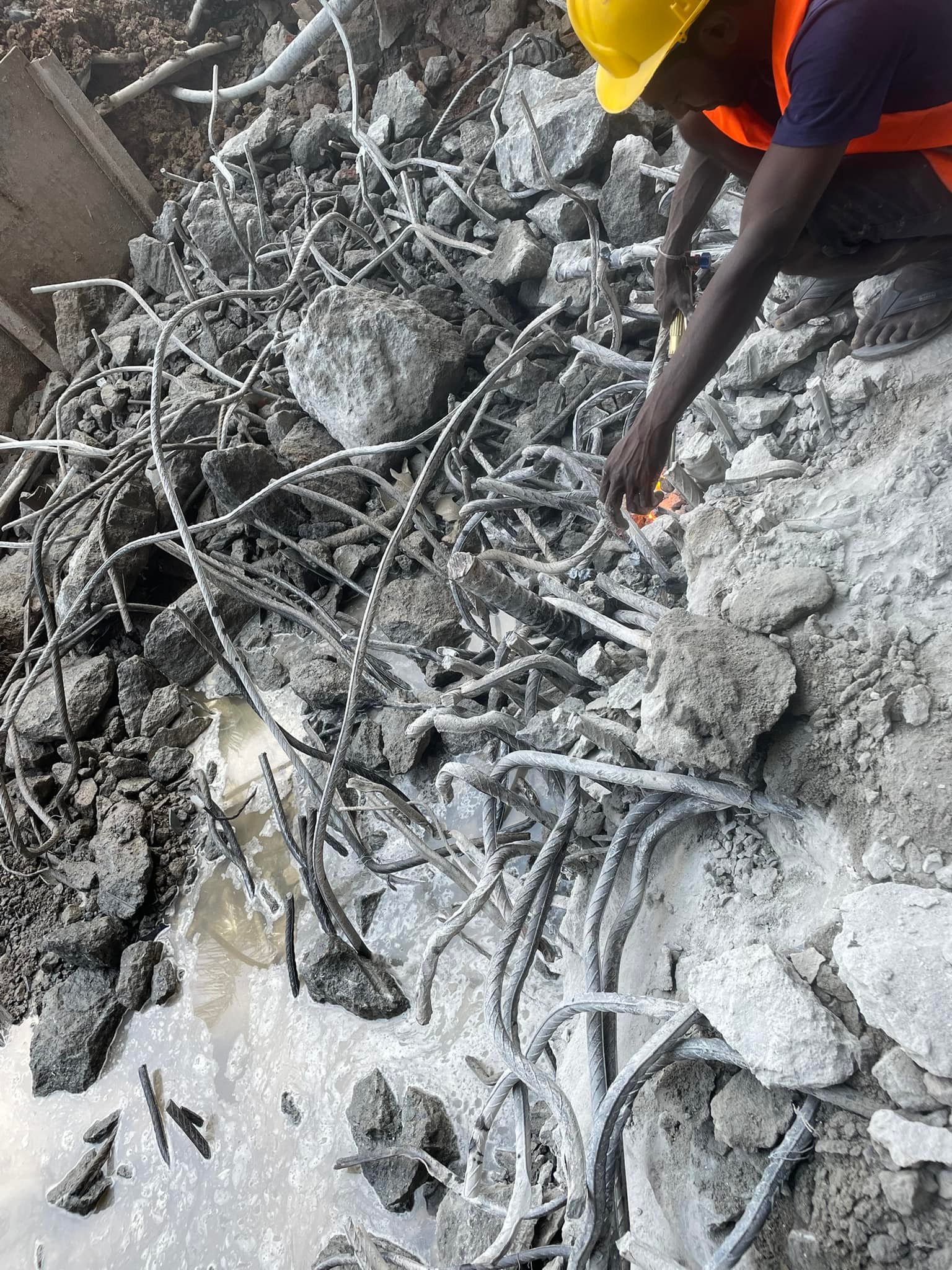 Other image 202510/concrete-demolishing-removing-kegalle-wedabima-5bdb72830b.jpg