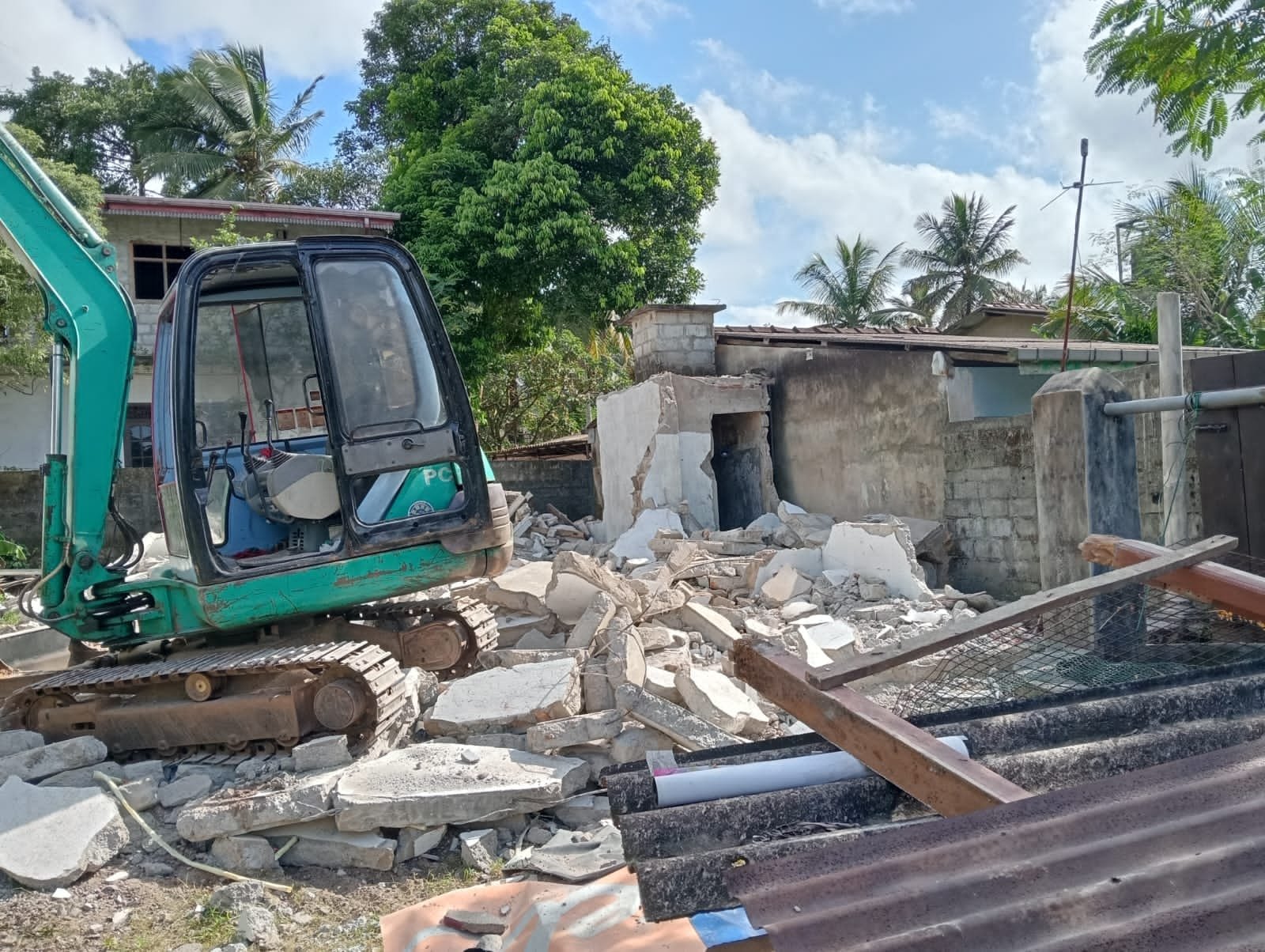 Other image 202510/land-clearance-in-maharagama-colombo-wedabima-5fdfdd6730.jpg