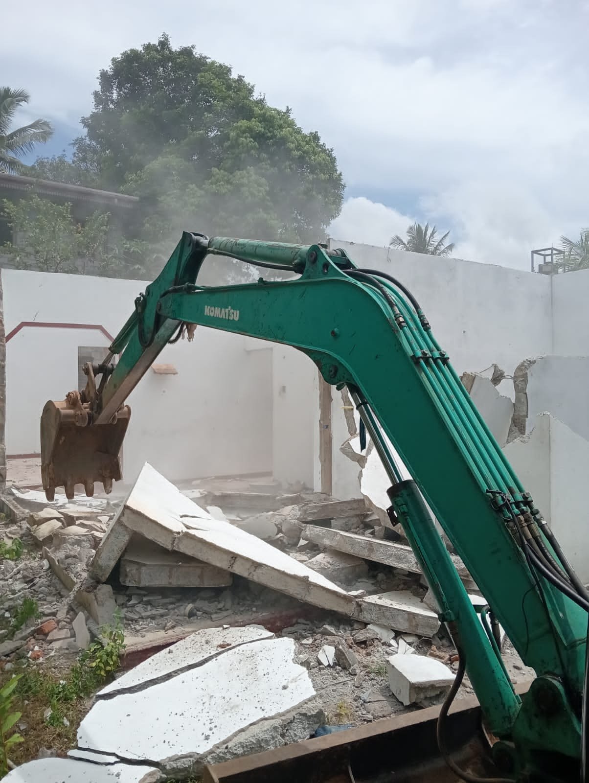 Other image 202511/interior-commercial-demolition-services-colombo-wedabima-5edb0488ee.jpg