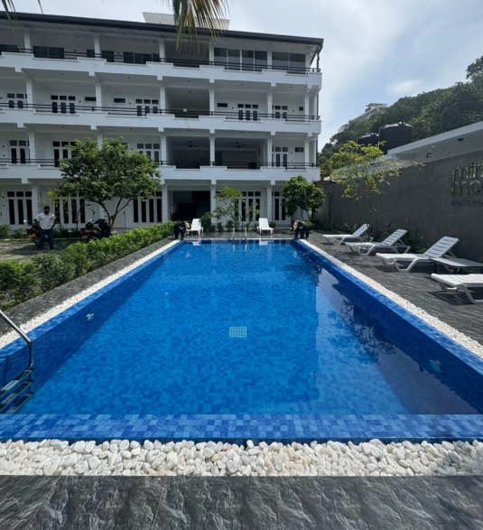 Other image 202511/swimming-pool-installation-for-hotels-in-kotte-colombo-wedabima-80b3bcccd0.png