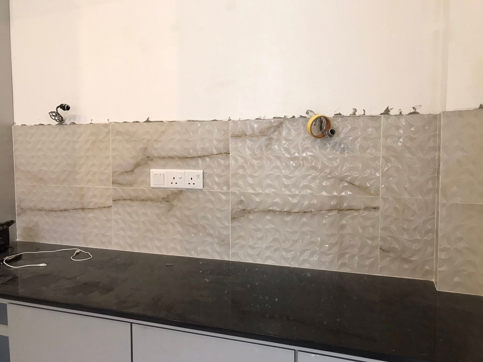 Other image 202512/kitchen-pantry-tile-design-price-colombo-wedabima-667a8d8e74.jpg