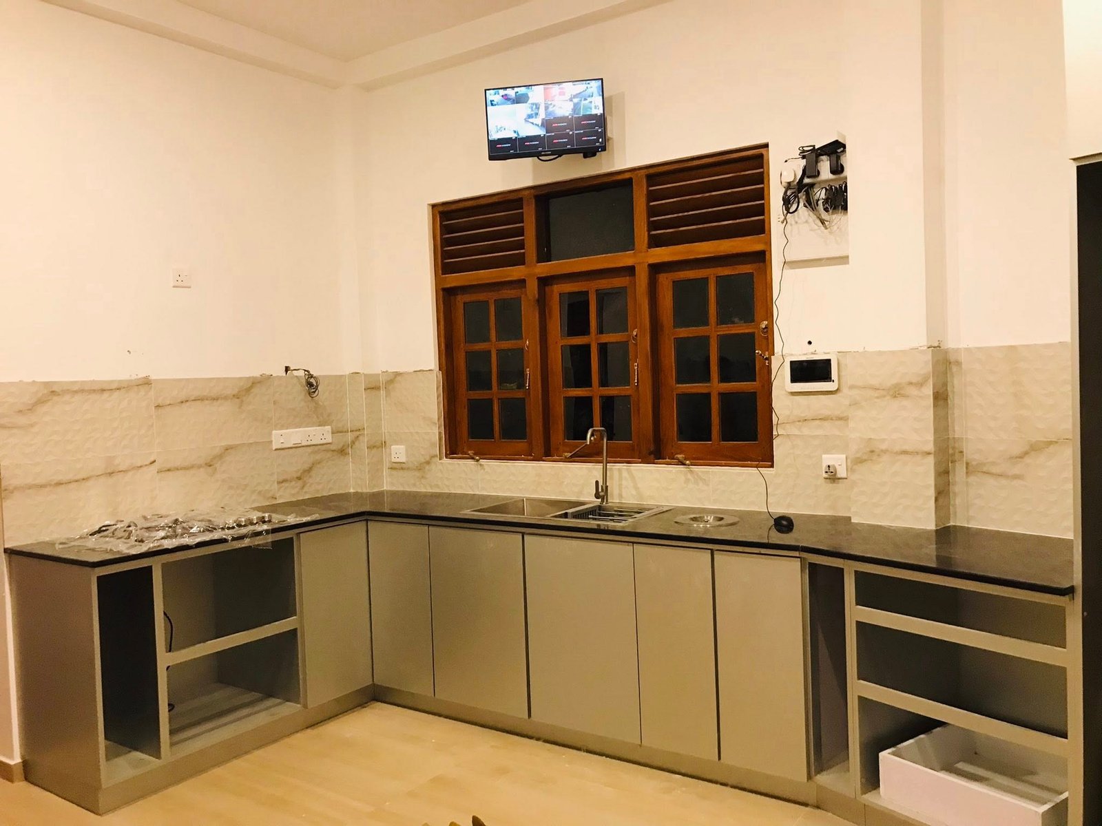 Other image 202512/kitchen-pantry-tile-design-price-colombo-wedabima-86cf80079c.jpg