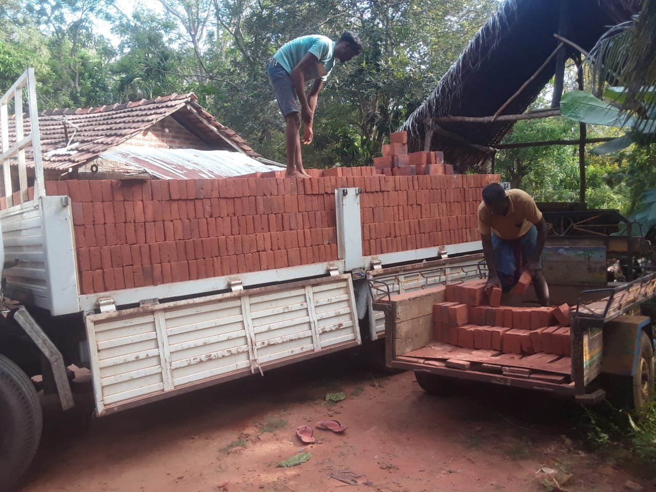 Other image 202601/red-clay-bricks-price-in-saliyawewa-wedabima-5aa2cc9444.jpeg