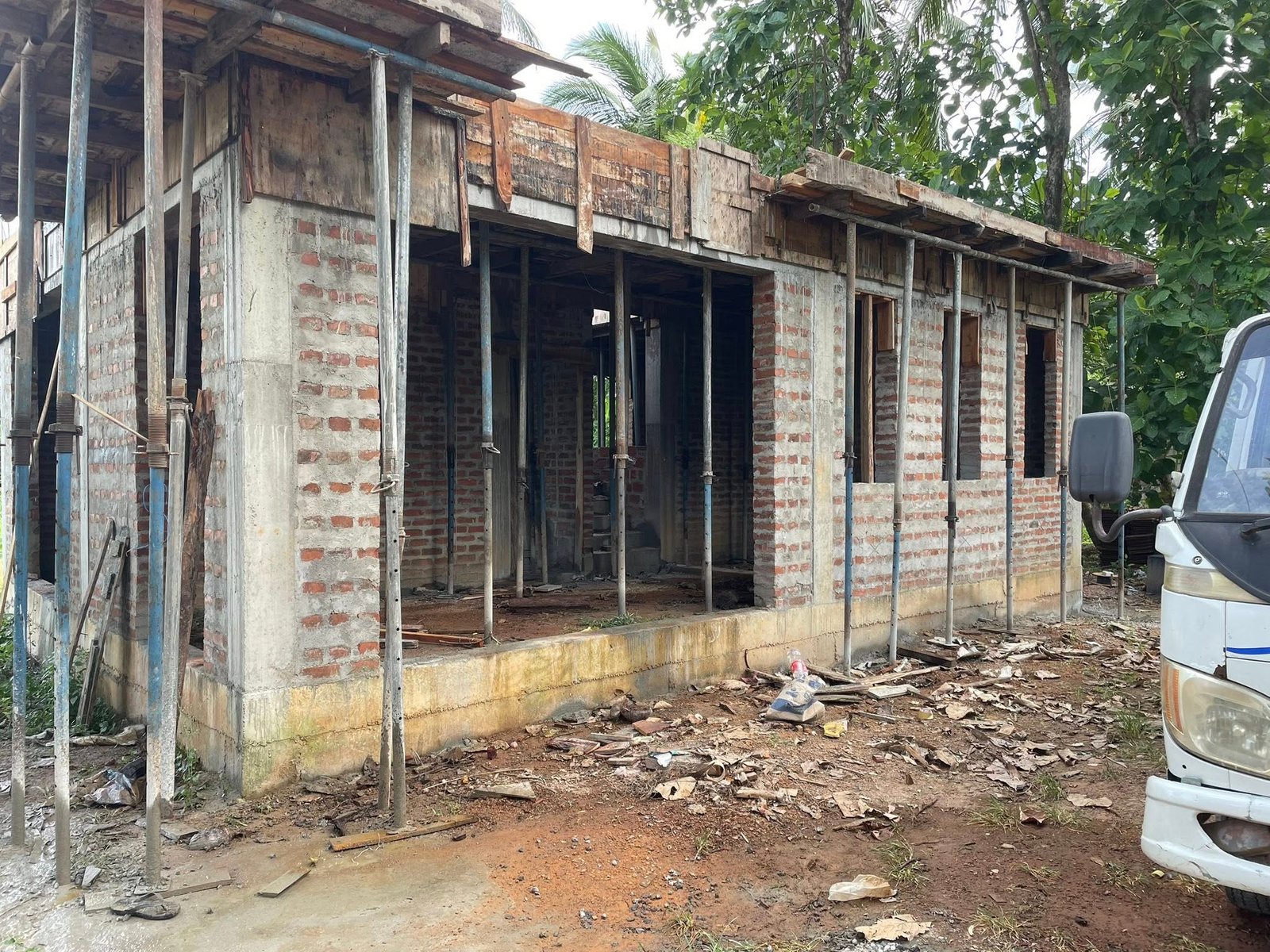 Other image 202601/slab-and-shuttering-work-price-in-mirigama-wedabima-8efb12f770.jpg
