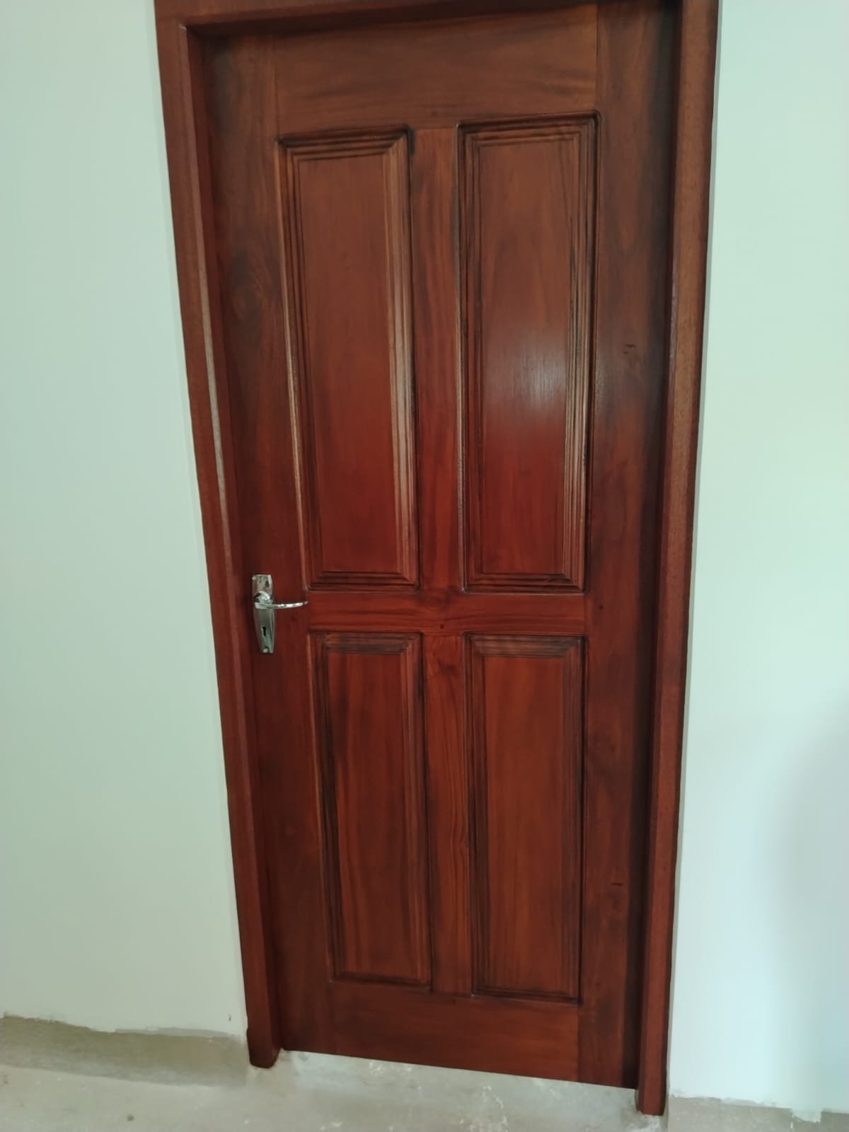 Other image 202601/spray-painting-for-furniture-in-sri-lanka-wedabima-dd4d5bdfab.jpeg