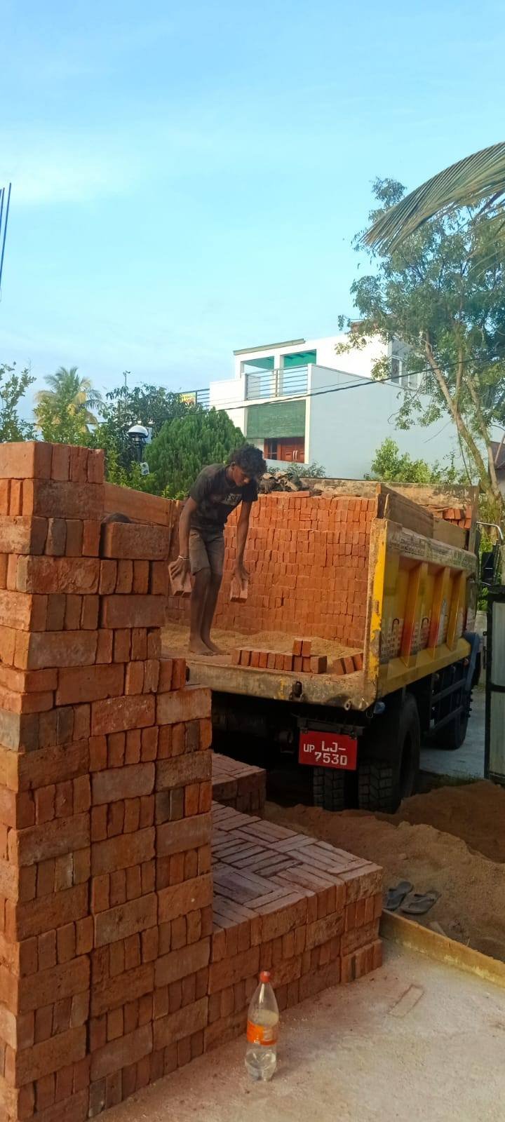 Other image 202602/brick-transport-service-in-wellawaya-wedabima-cf3687656a.jpg