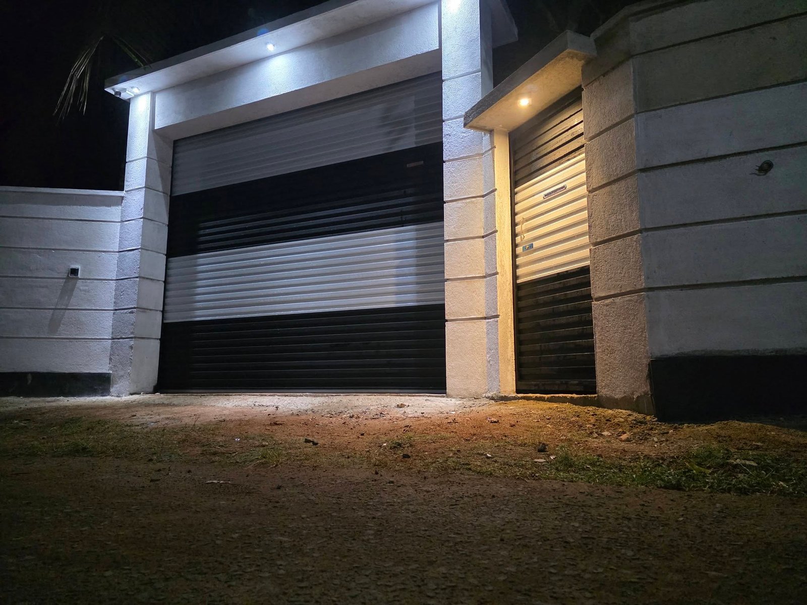 Other image 202610/roller-doors-repairs-maintenance-kandy-wedabima-a39f8060d6.jpg